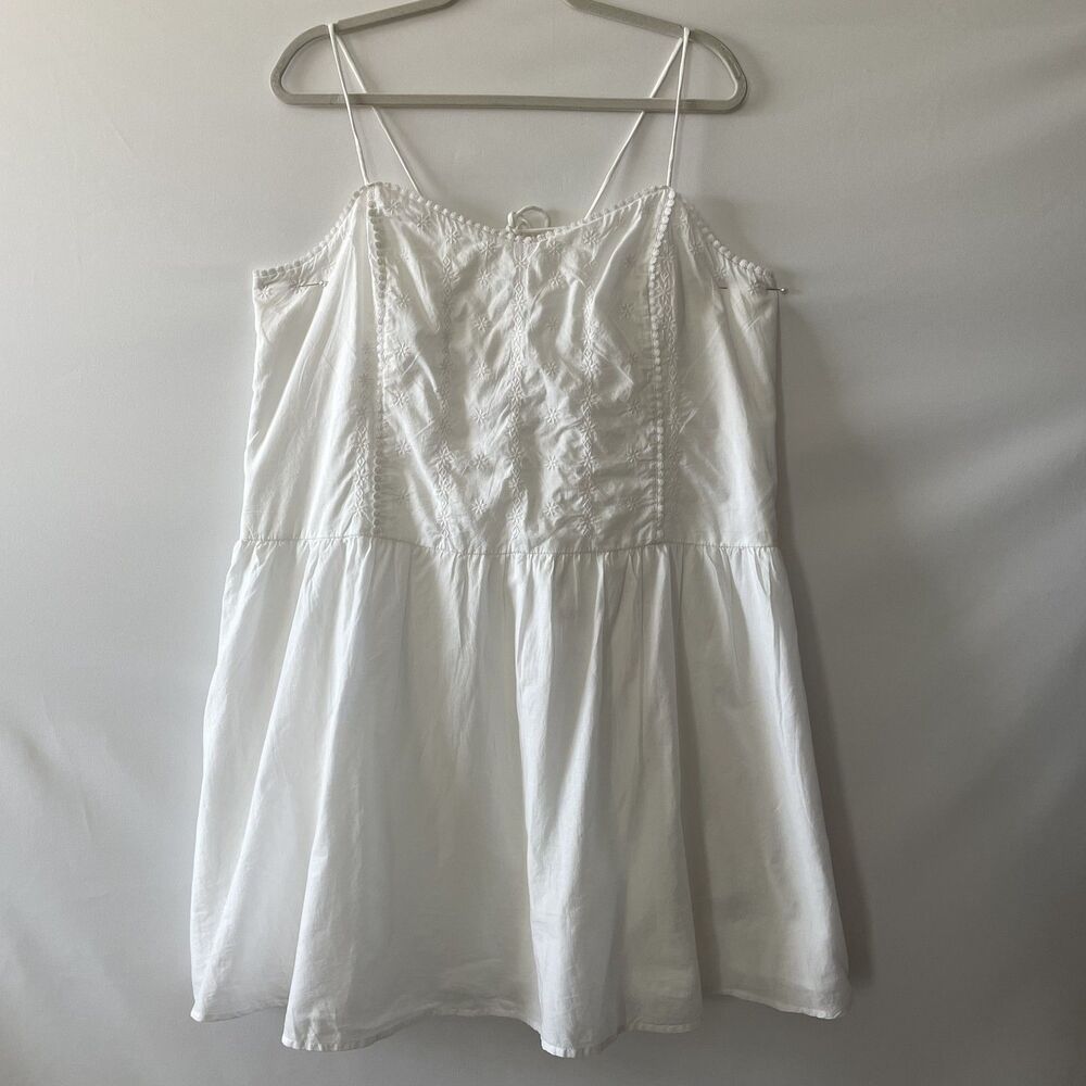 NWT GAP White Embroidered Sleeveless Tie Back Mini Dress Size XL